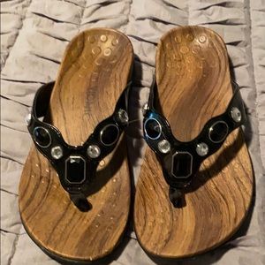 Vionic Black Sandals Size 10